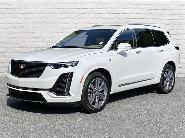 new 2025 Cadillac XT6 car, priced at $70,915