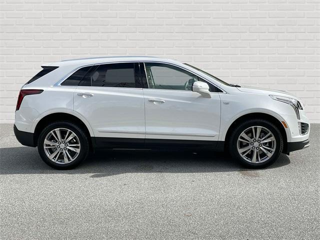 new 2024 Cadillac XT5 car, priced at $53,434