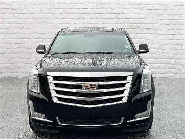 used 2017 Cadillac Escalade ESV car, priced at $26,274