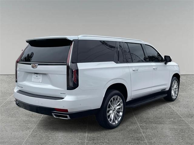 used 2022 Cadillac Escalade ESV car, priced at $56,999