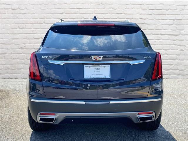 new 2024 Cadillac XT5 car, priced at $55,083