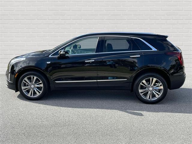 new 2025 Cadillac XT5 car, priced at $53,815