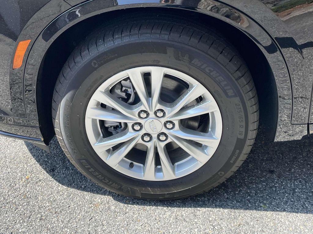 new 2025 Cadillac XT6 car, priced at $49,215
