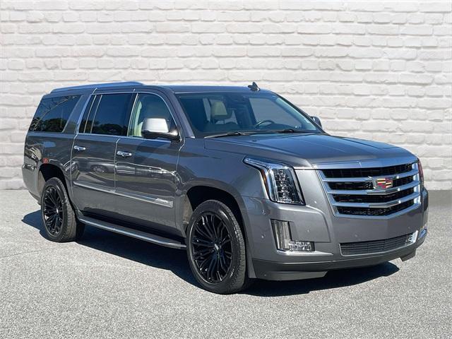 used 2020 Cadillac Escalade ESV car, priced at $44,974