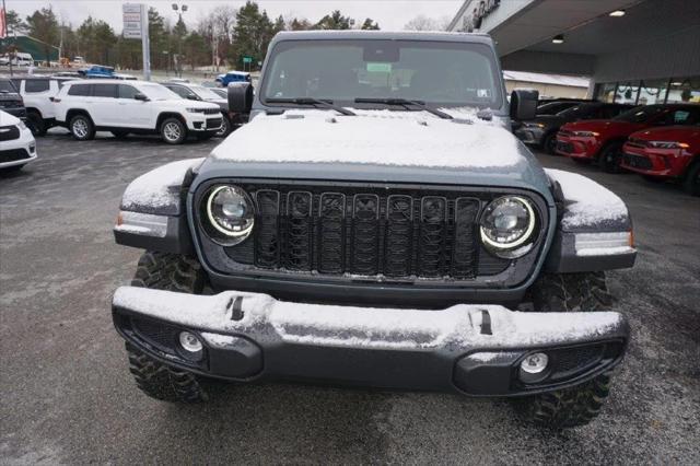 new 2025 Jeep Wrangler car, priced at $45,075