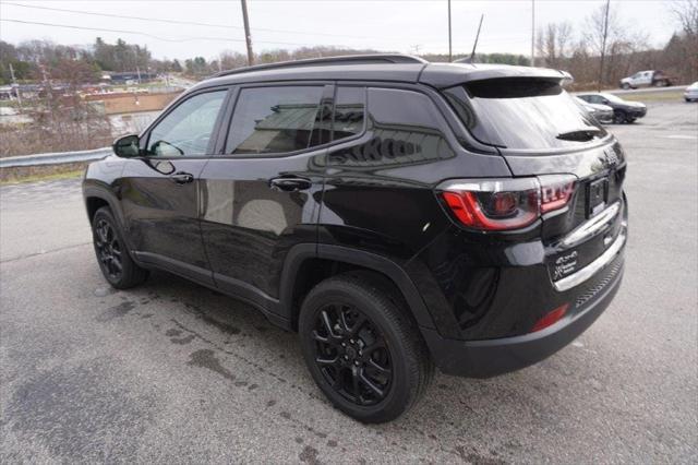 new 2025 Jeep Compass car, priced at $33,305