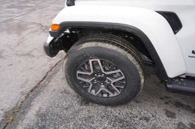 new 2025 Jeep Wrangler car, priced at $51,580