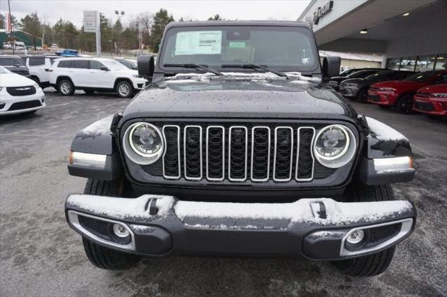 new 2025 Jeep Wrangler car, priced at $45,075