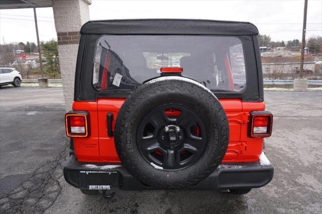 new 2025 Jeep Wrangler car, priced at $34,185