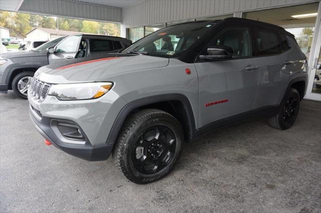 new 2024 Jeep Compass car, priced at $39,400