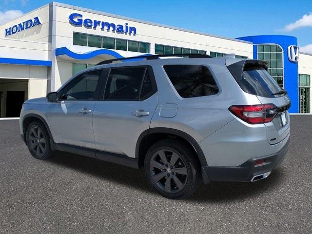 used 2025 Honda Pilot car, priced at $38,800