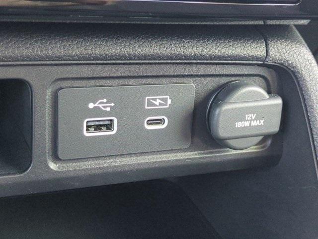 used 2025 Honda Pilot car, priced at $38,800