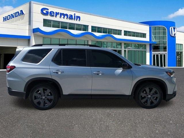 used 2025 Honda Pilot car, priced at $38,800