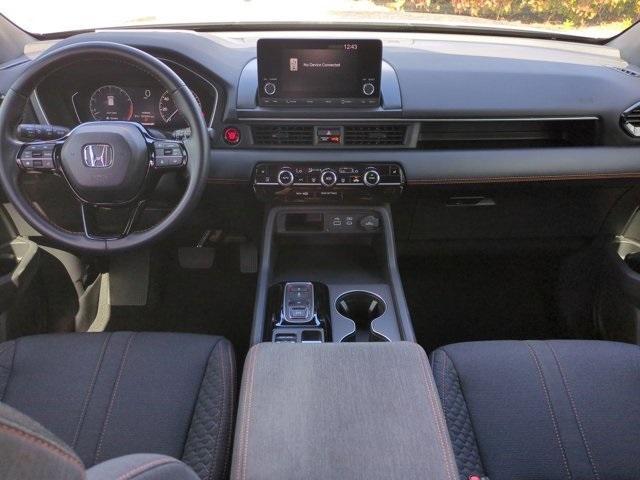 used 2025 Honda Pilot car, priced at $38,800