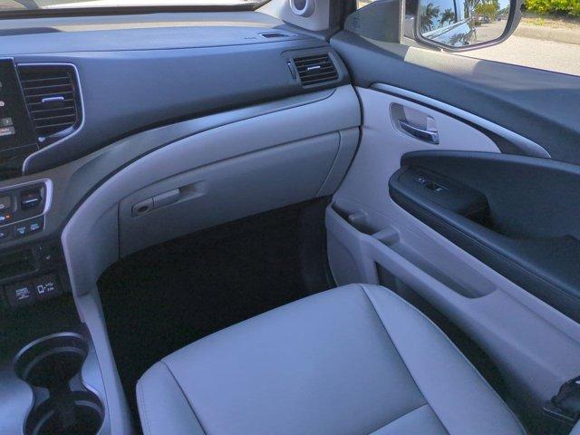 used 2022 Honda Pilot car, priced at $31,500