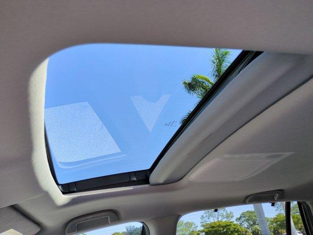 used 2022 Honda Pilot car, priced at $31,500