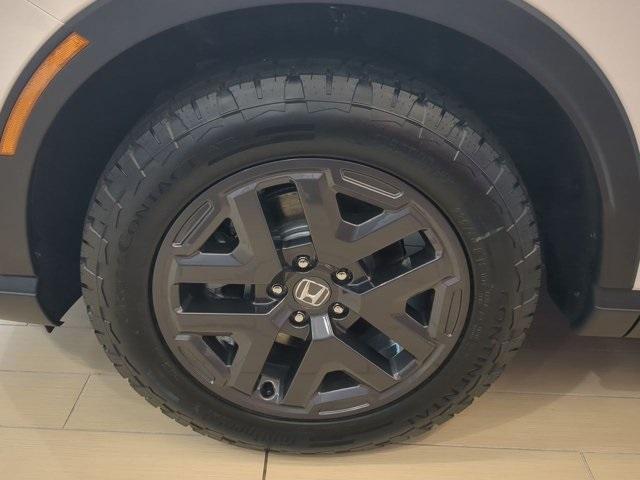 new 2026 Honda CR-V Hybrid car, priced at $40,705