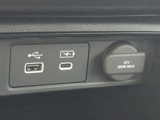 new 2025 Honda CR-V Hybrid car, priced at $39,500