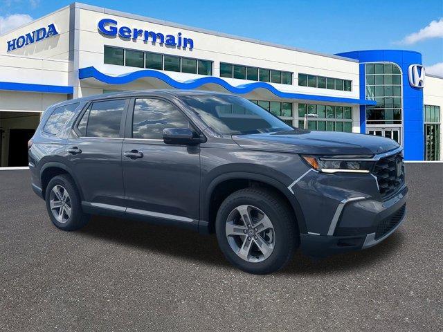 new 2025 Honda Pilot car, priced at $47,050