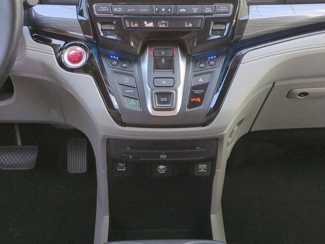 used 2024 Honda Odyssey car, priced at $43,500