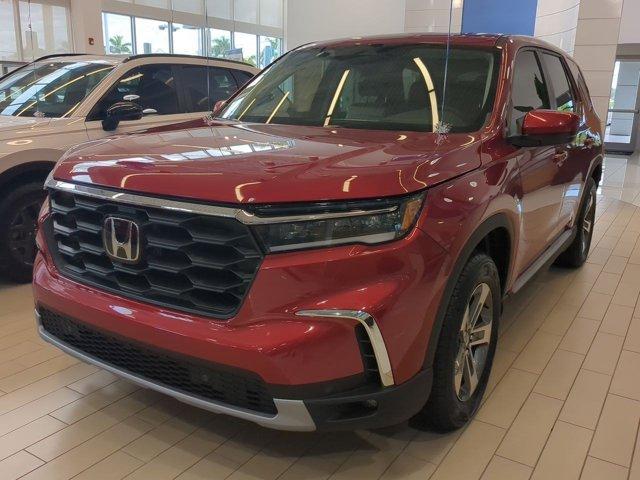 new 2025 Honda Pilot car, priced at $46,155