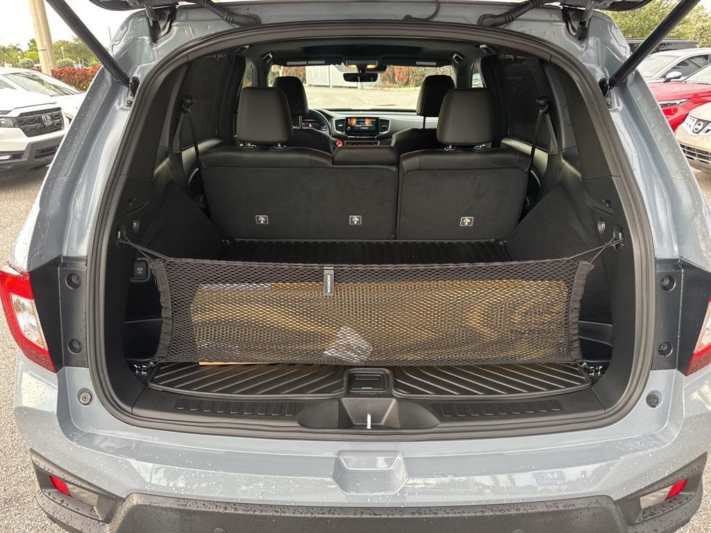 used 2022 Honda Passport car, priced at $34,500