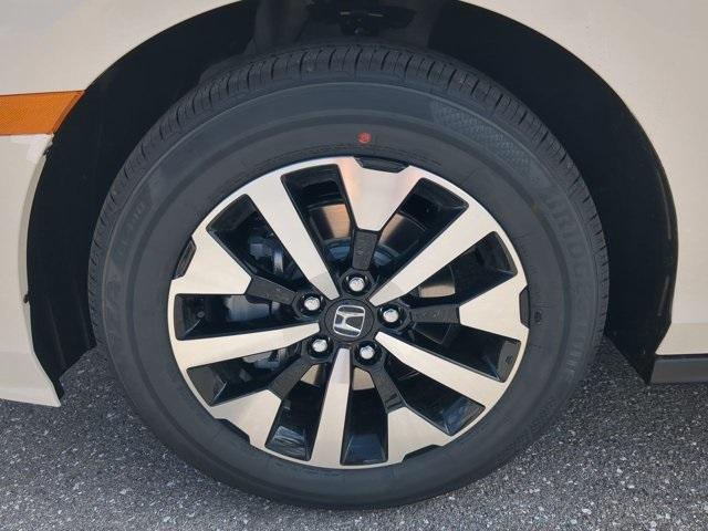 new 2025 Honda Odyssey car, priced at $44,125