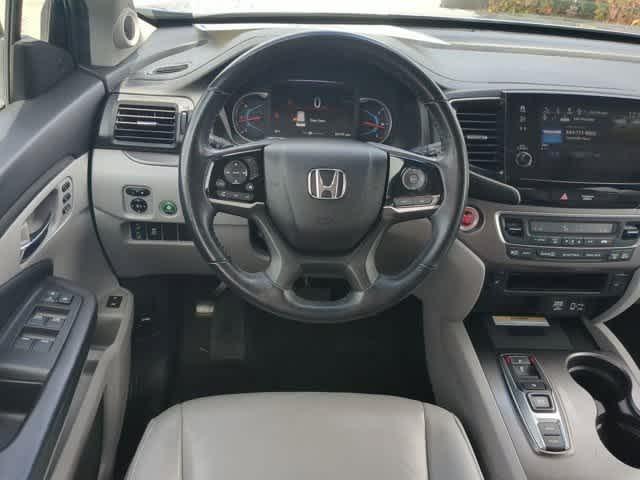 used 2021 Honda Pilot car, priced at $27,998