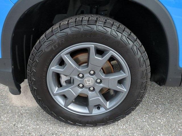 used 2025 Honda Passport car, priced at $38,800