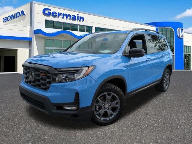 used 2025 Honda Passport car, priced at $38,800