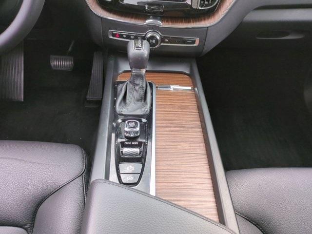 used 2021 Volvo XC60 car, priced at $18,300