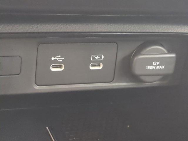 new 2026 Honda CR-V Hybrid car, priced at $40,650