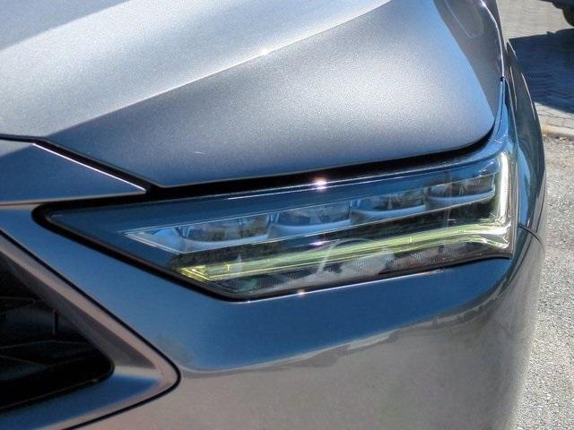 used 2023 Acura MDX car, priced at $43,500