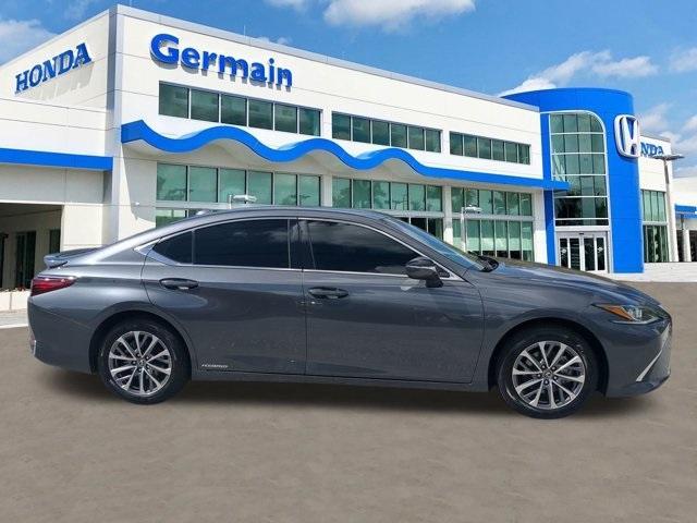 used 2022 Lexus ES 300h car, priced at $34,588