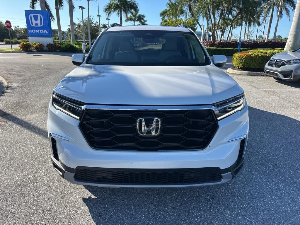 used 2024 Honda Pilot car, priced at $42,800