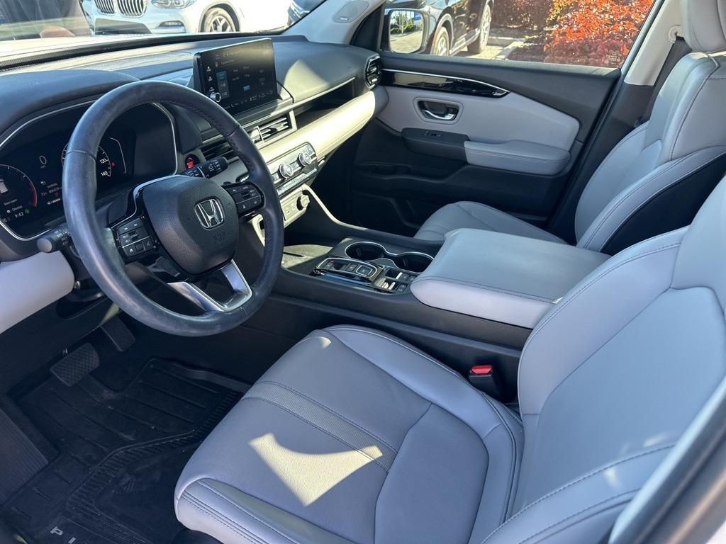 used 2024 Honda Pilot car, priced at $42,800