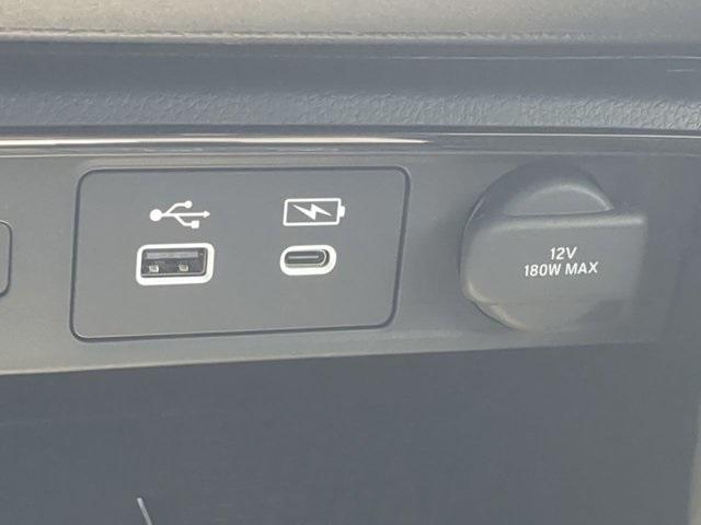 new 2025 Honda CR-V Hybrid car, priced at $39,500