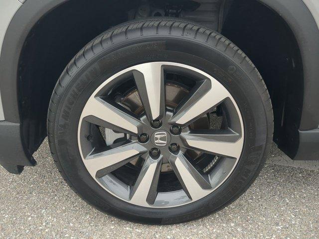 used 2025 Honda Pilot car, priced at $44,300