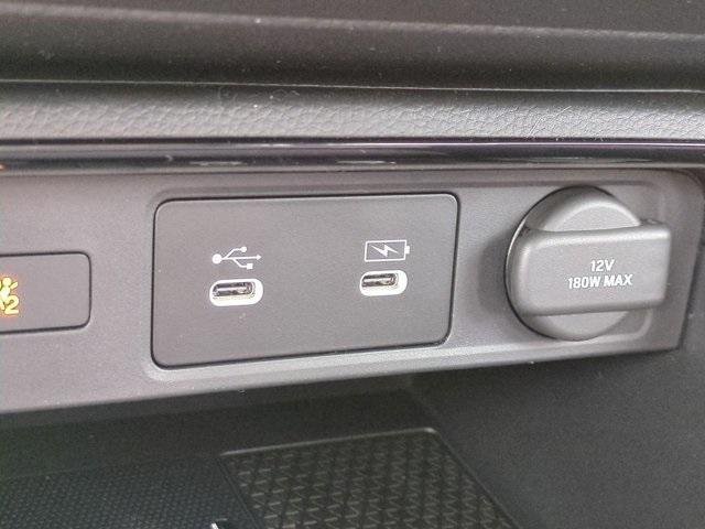 new 2026 Honda CR-V Hybrid car, priced at $40,175