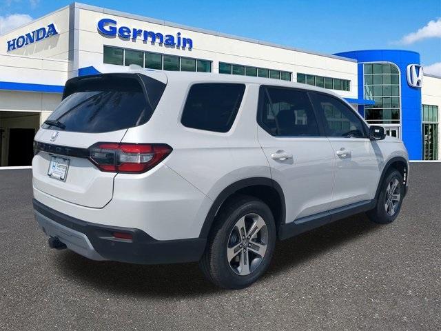 new 2025 Honda Pilot car, priced at $45,450