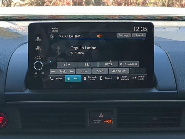 new 2025 Honda Pilot car, priced at $45,450