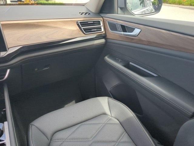 used 2025 Volkswagen Atlas car, priced at $36,588