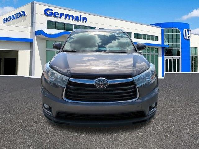 used 2015 Toyota Highlander car, priced at $17,800
