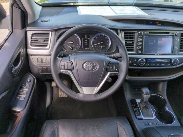 used 2015 Toyota Highlander car, priced at $17,800