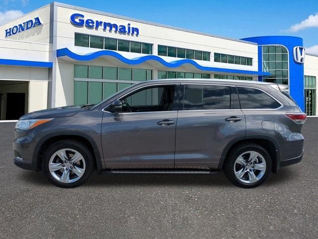 used 2015 Toyota Highlander car, priced at $17,800