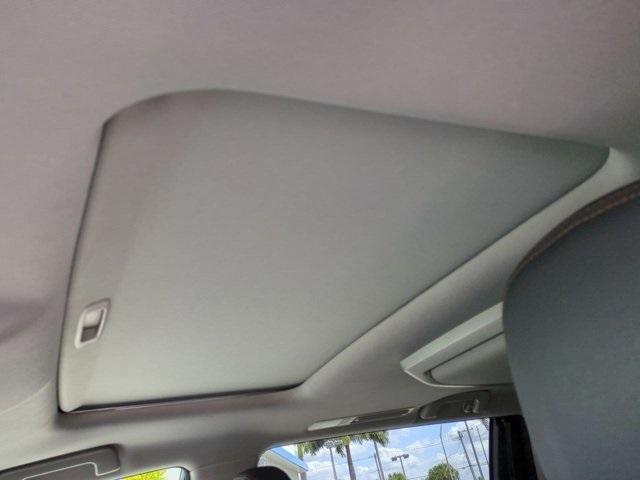 used 2015 Toyota Highlander car, priced at $17,800