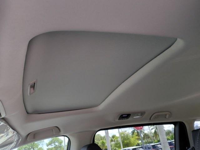 new 2026 Honda Odyssey car, priced at $44,290