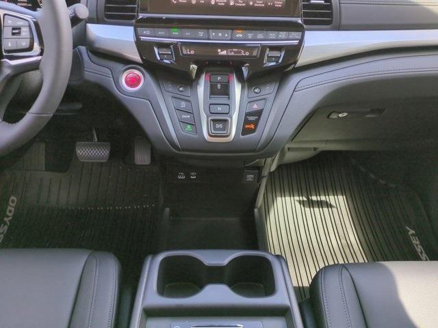 new 2026 Honda Odyssey car, priced at $44,290