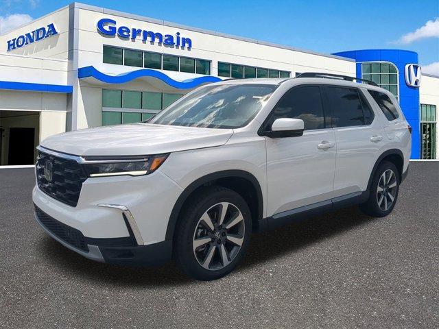 new 2025 Honda Pilot car, priced at $49,405