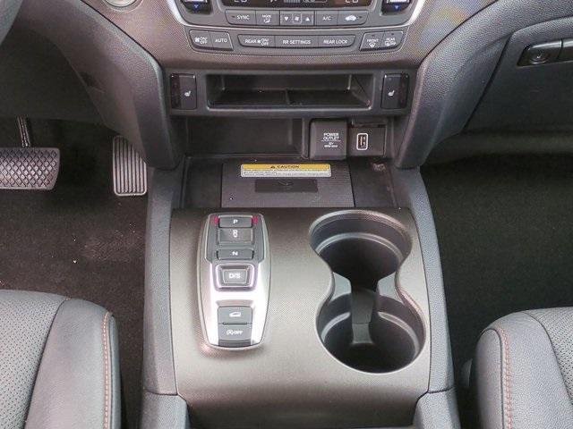 used 2022 Honda Pilot car, priced at $32,300